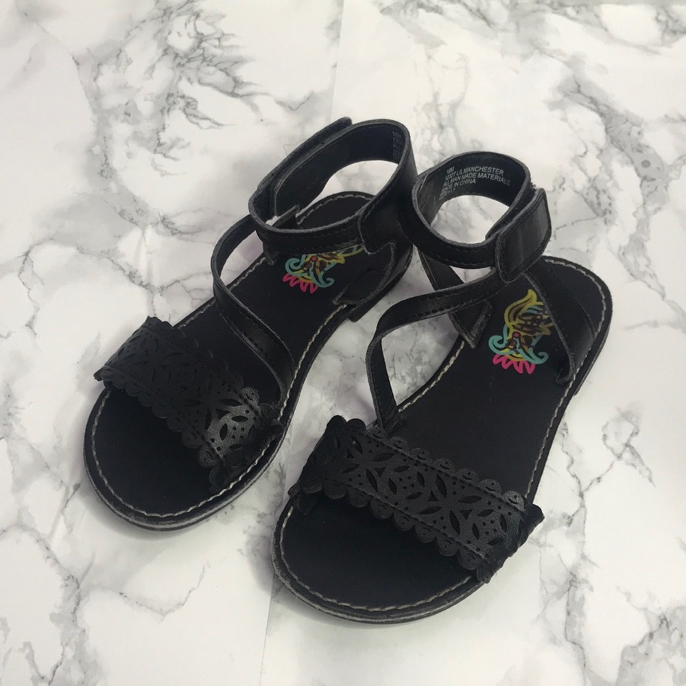 Black ankle sandal